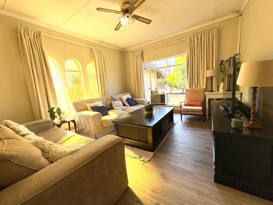 To Let 5 Bedroom Property for Rent in Merriespruit Free State